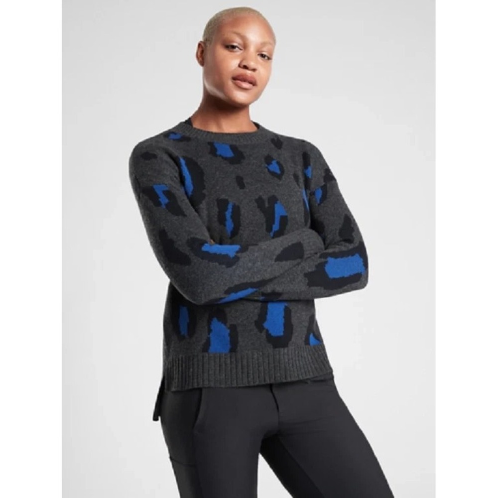 Athleta Leopard Sweater Womens M Gray Blue Wool Cashmere Pullover S/511408-00